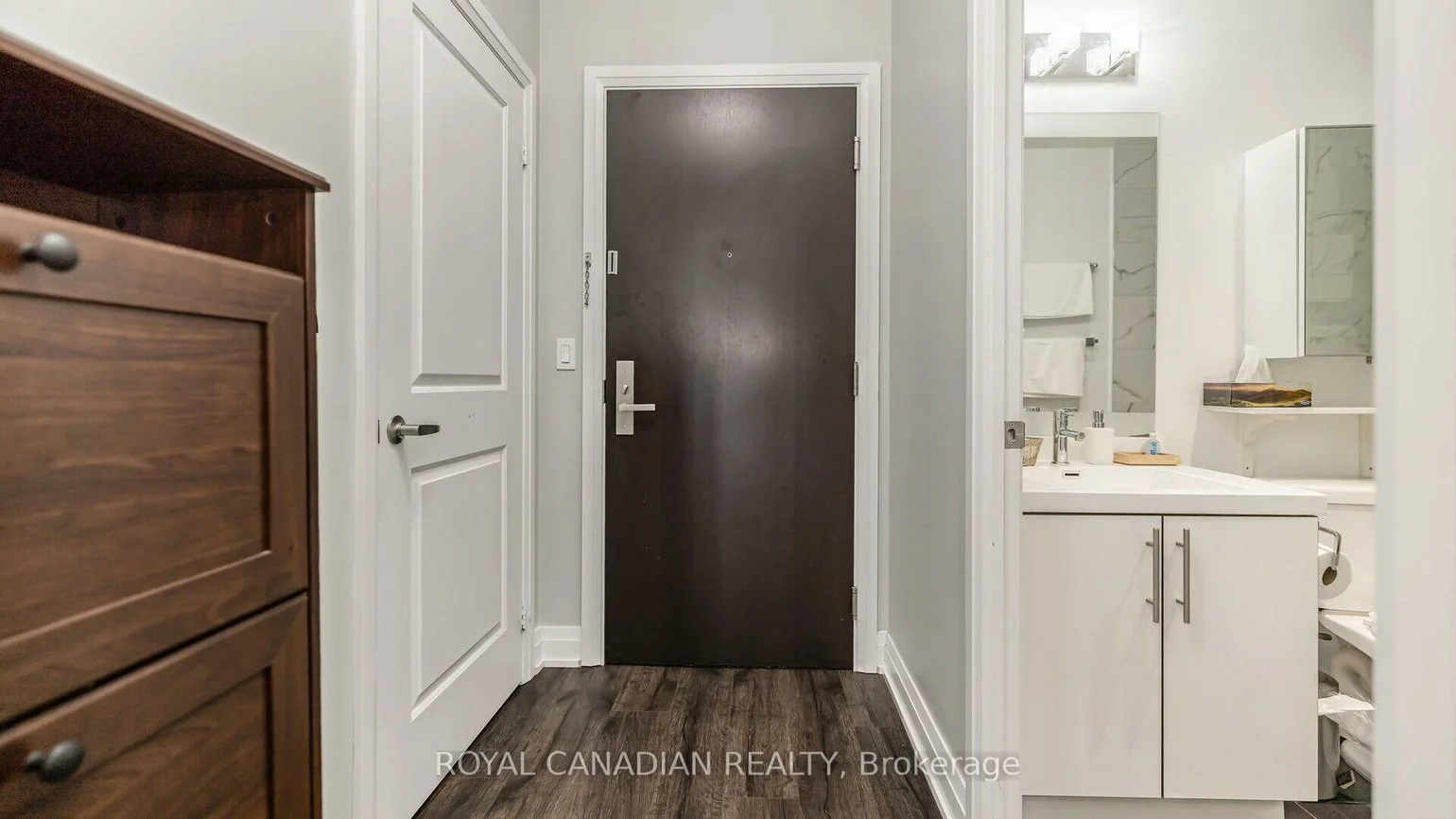 55, Speers, 1002 - CO Central, Oakville