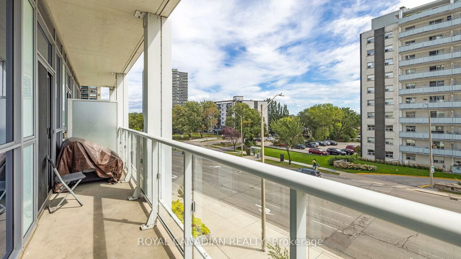 55, Speers, 1002 - CO Central, Oakville