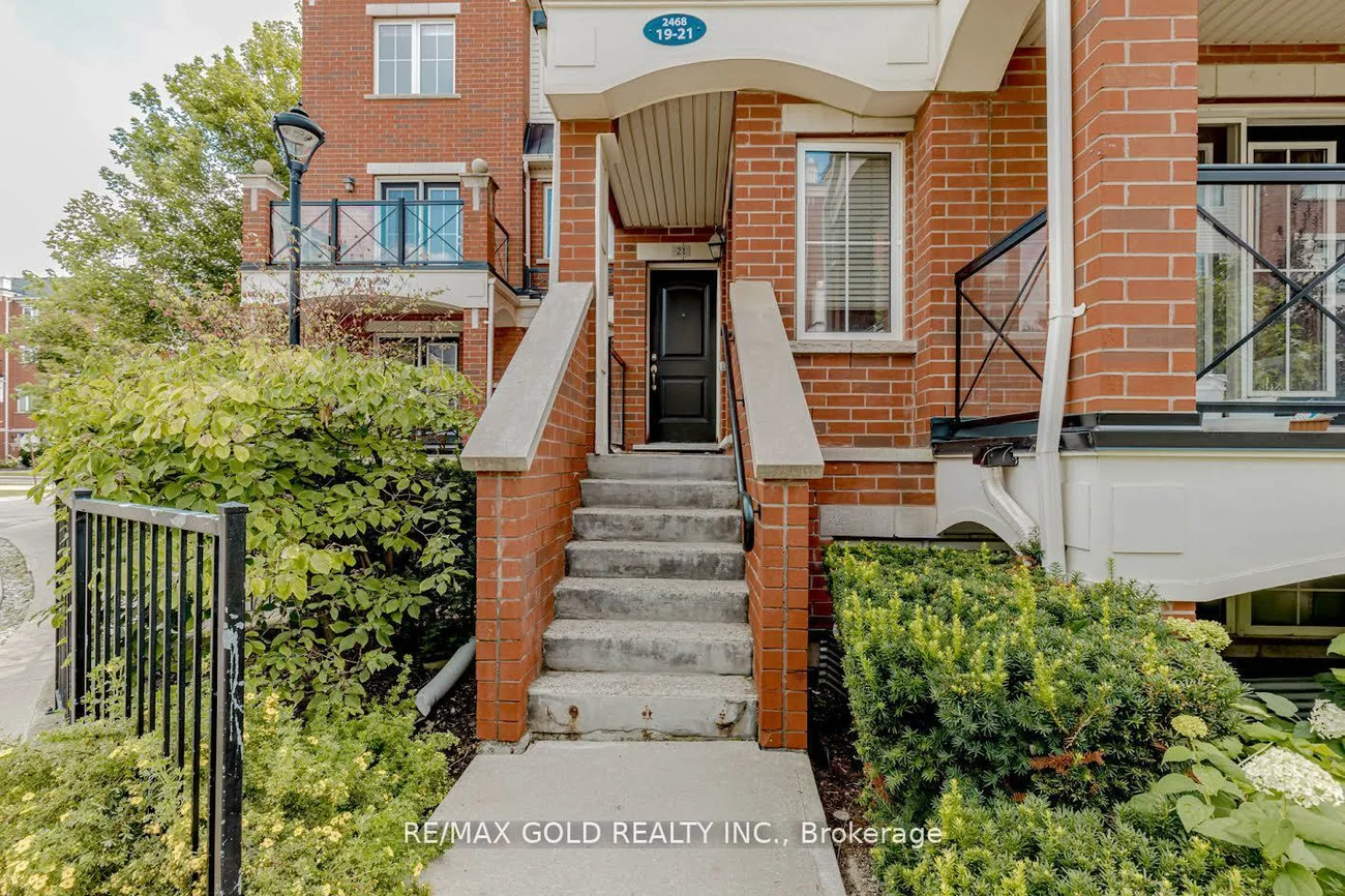 2468, Post, 1015 - RO River Oaks, Oakville