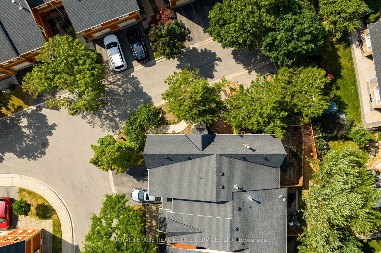 2006, Glenada, 1018 - WC Wedgewood Creek, Oakville