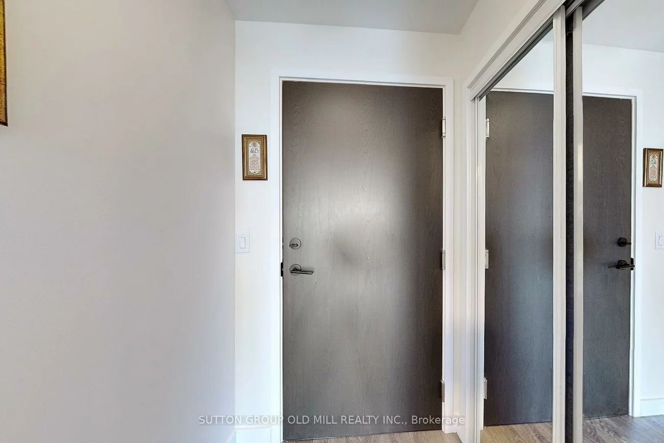 210, Sabina, 1008 - GO Glenorchy, Oakville