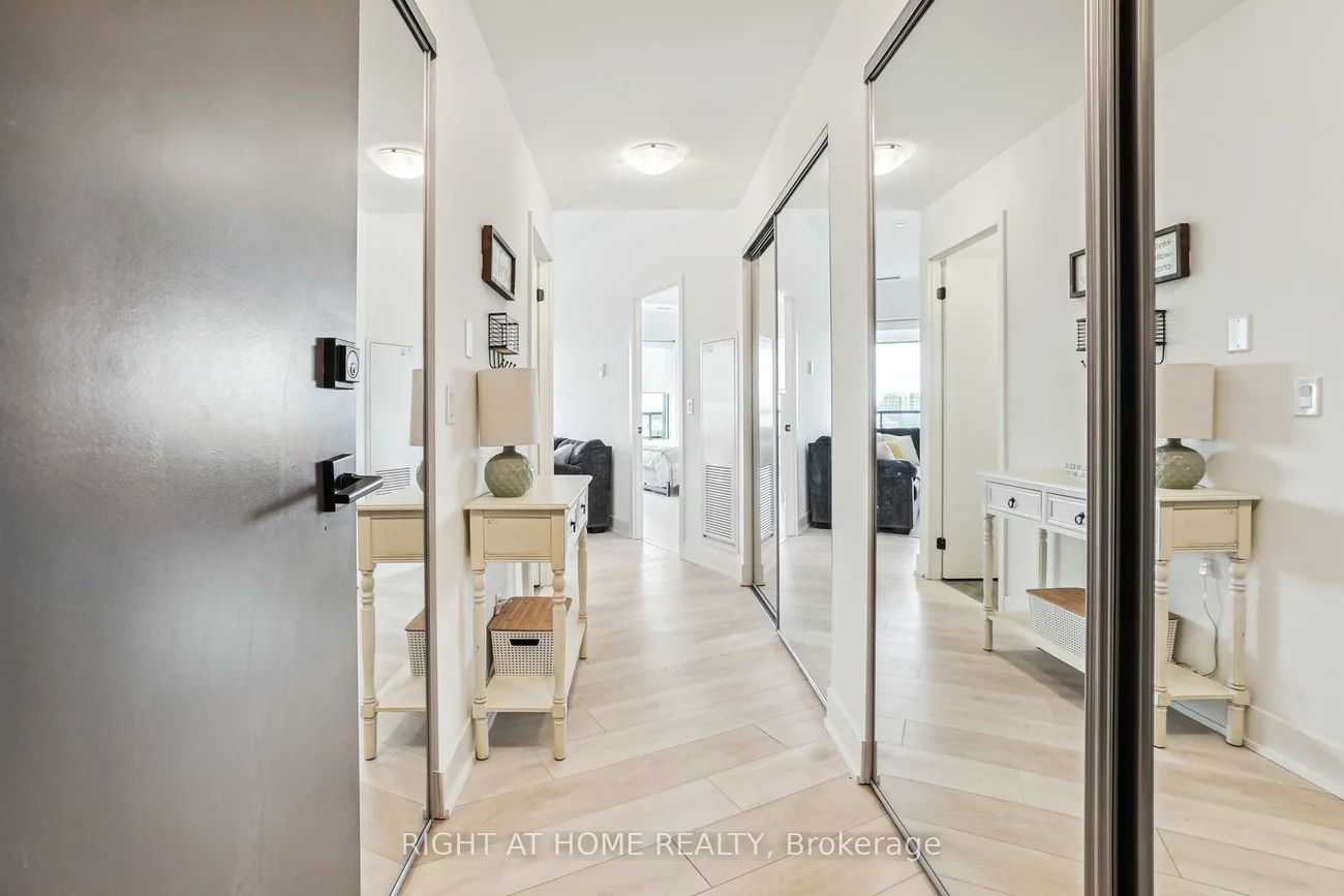 2485, Taunton, 1015 - RO River Oaks, Oakville