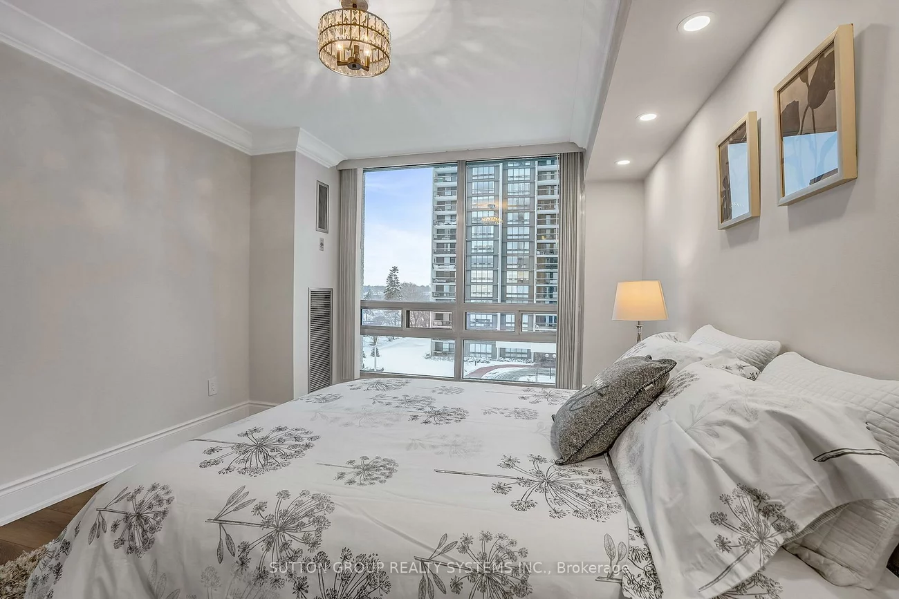 2180, Marine, 1001 - BR Bronte, Oakville