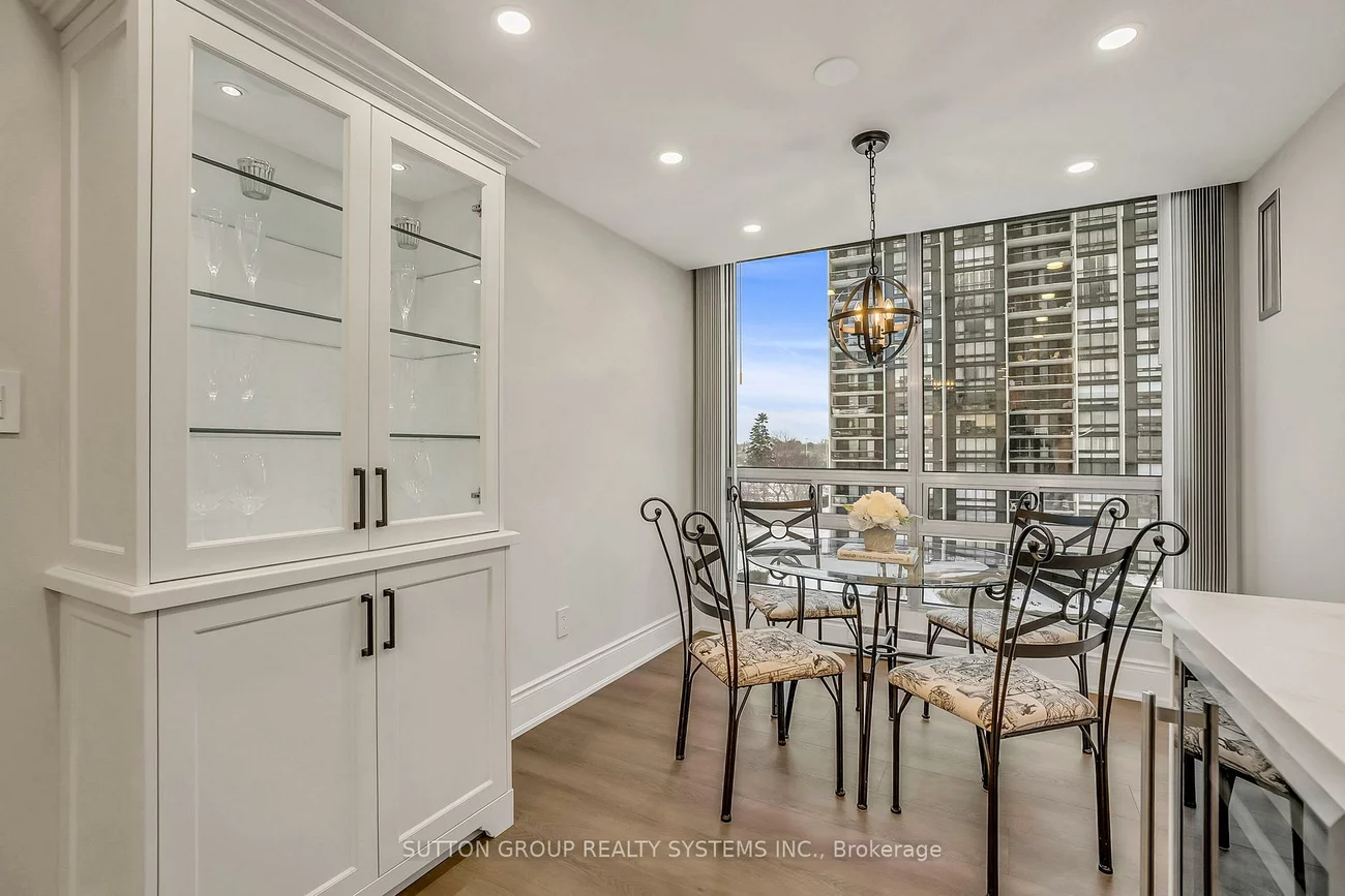 2180, Marine, 1001 - BR Bronte, Oakville