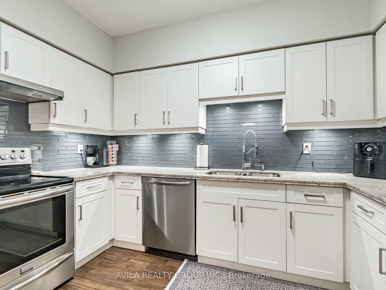 2199, Sixth, 1015 - RO River Oaks, Oakville