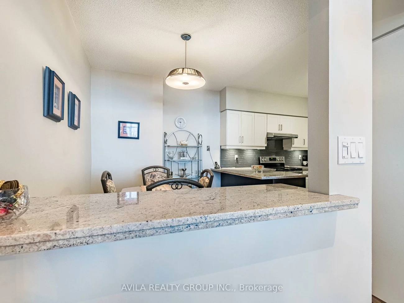 2199, Sixth, 1015 - RO River Oaks, Oakville