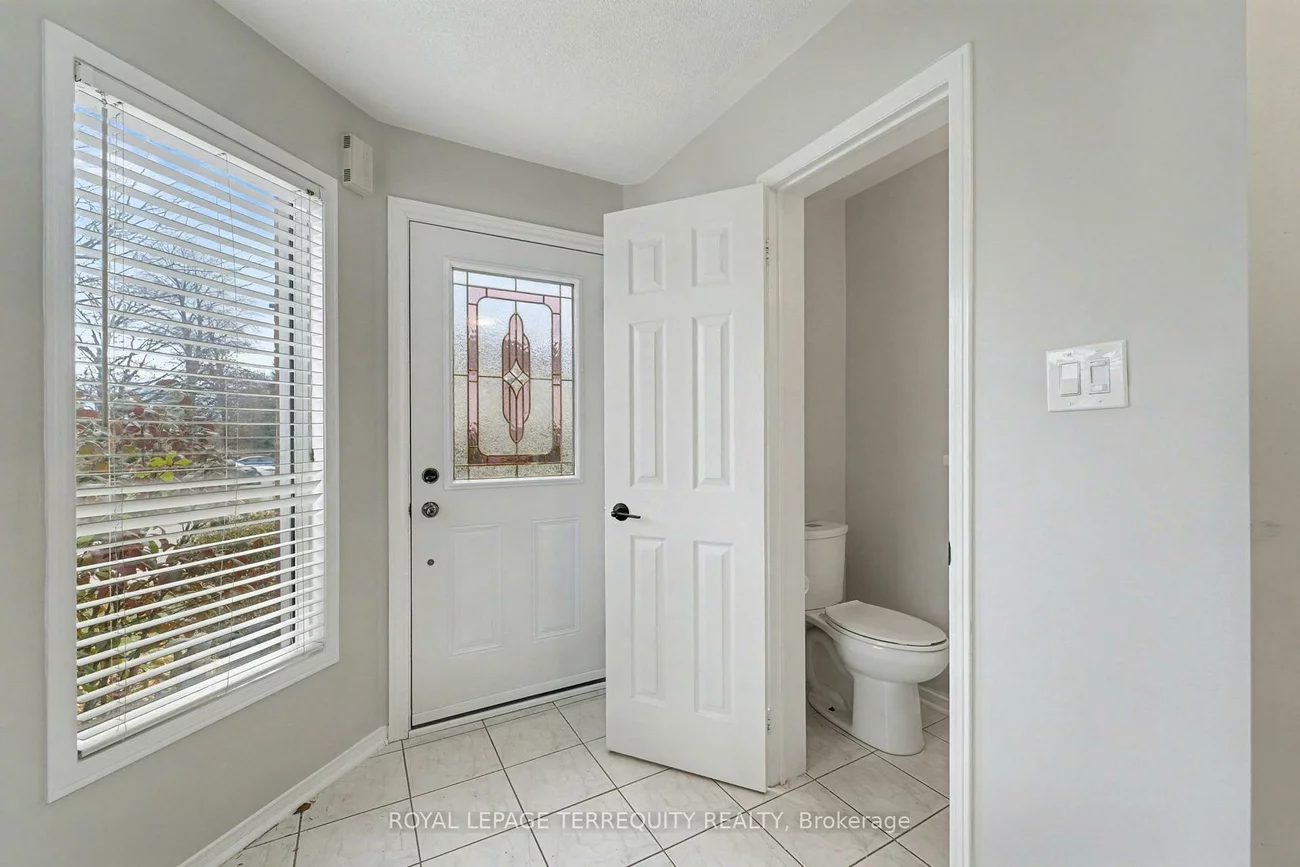 2350, Grand Ravine, 1015 - RO River Oaks, Oakville