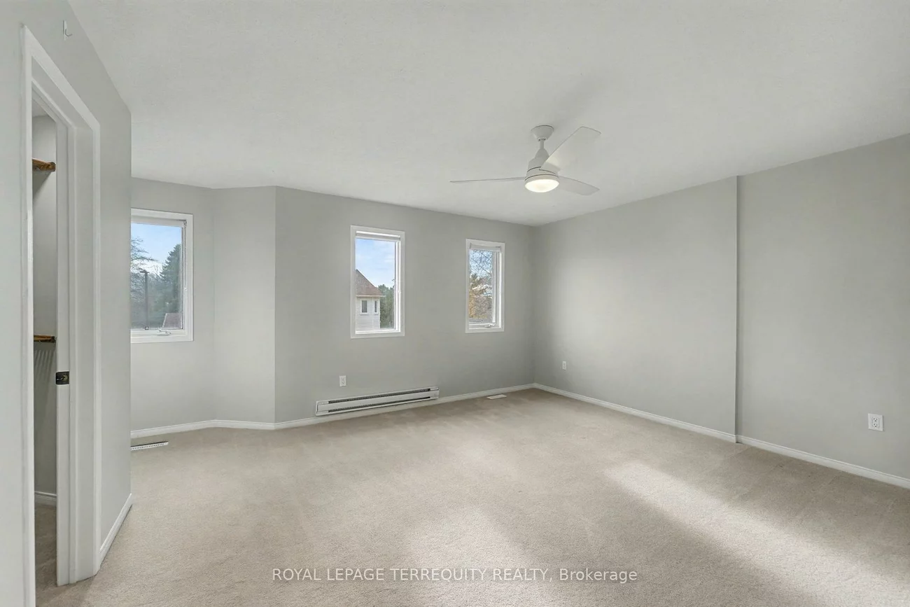 2350, Grand Ravine, 1015 - RO River Oaks, Oakville