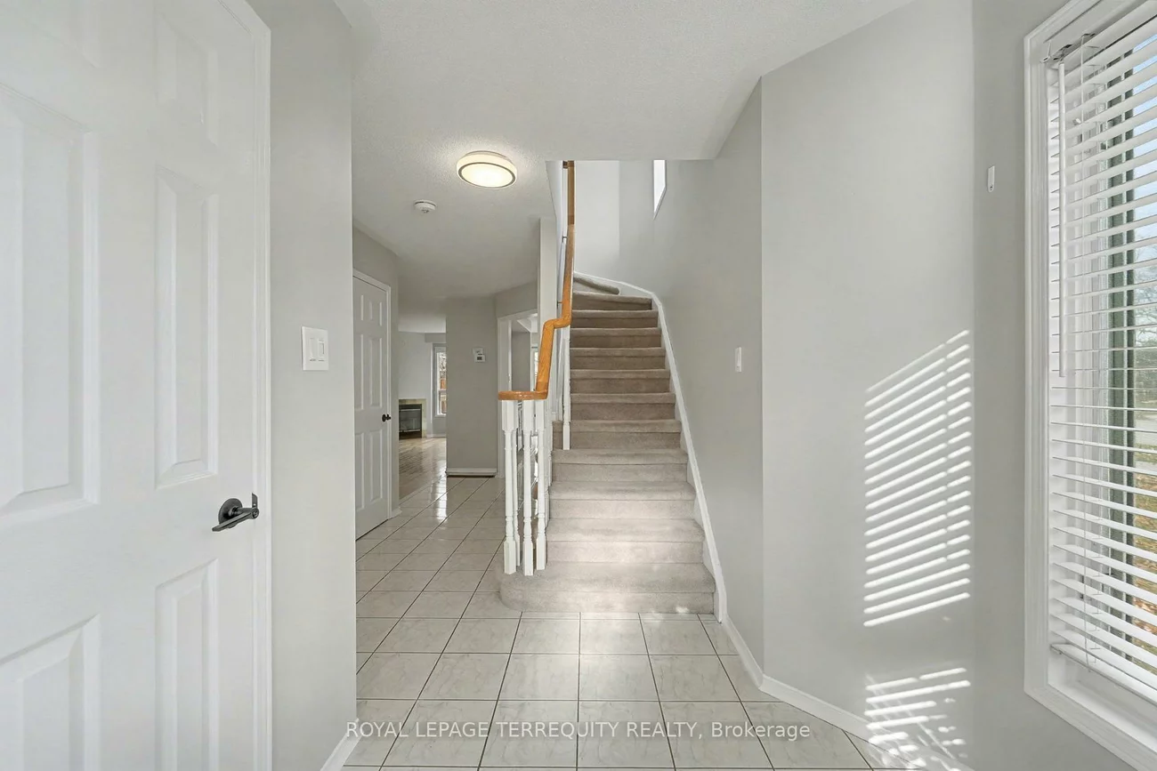 2350, Grand Ravine, 1015 - RO River Oaks, Oakville