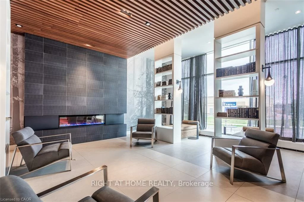 297, OAK WALK, 1015 - RO River Oaks, Oakville