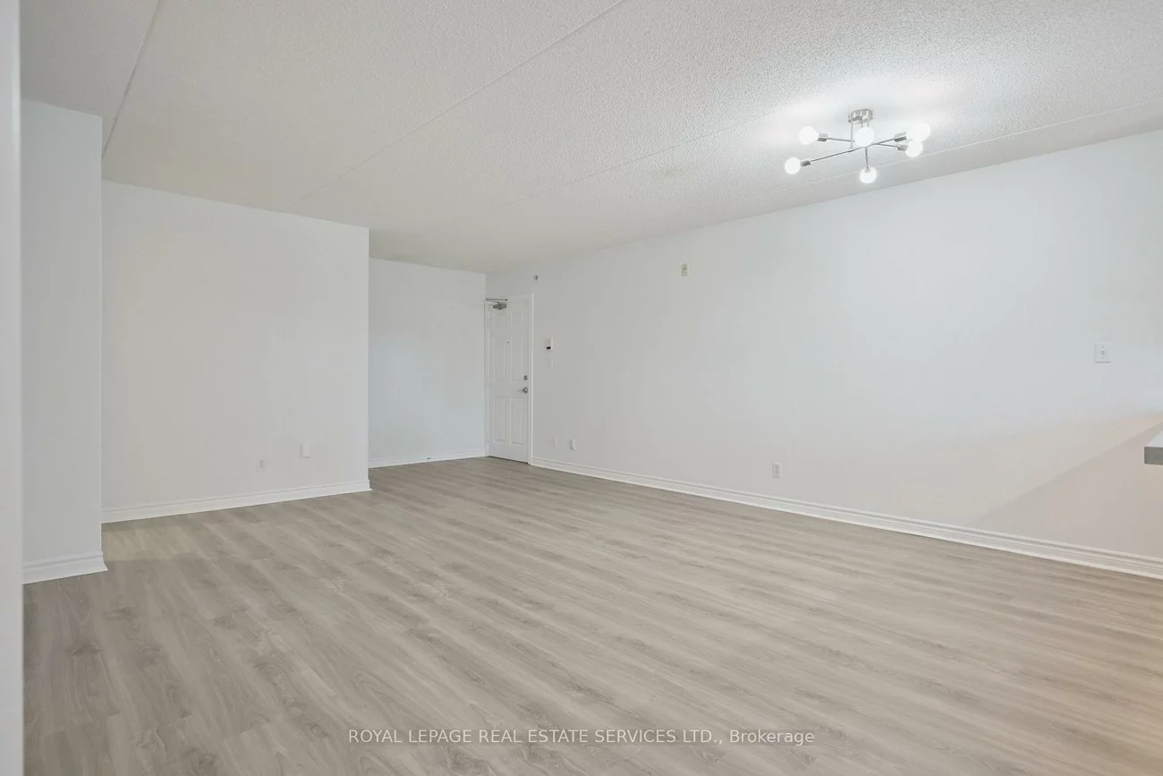 1450, Bishops, 1007 - GA Glen Abbey, Oakville