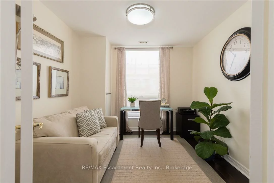 50, Old Mill, 1013 - OO Old Oakville, Oakville