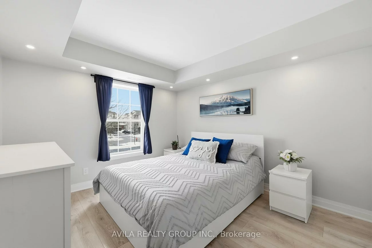 1460, Bishops, 1007 - GA Glen Abbey, Oakville