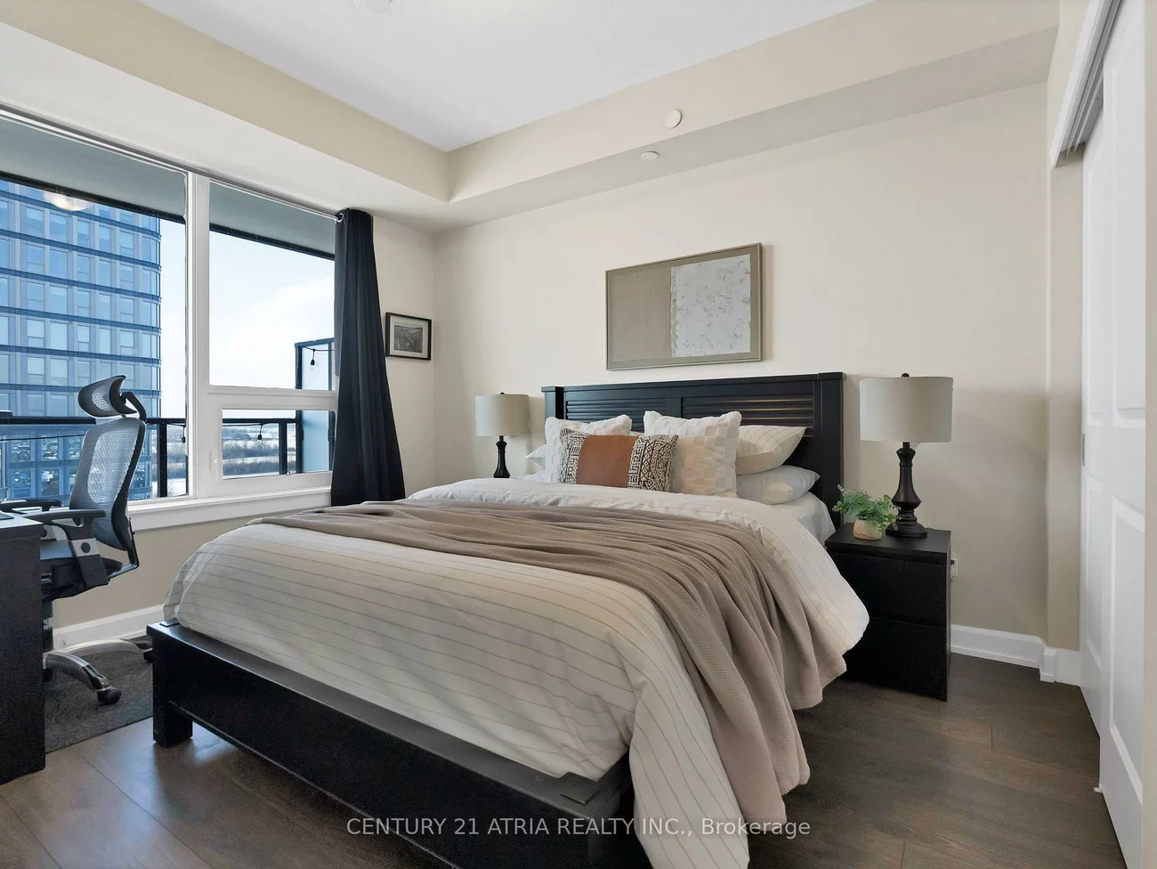 3220, William Coltson, 1010 - JM Joshua Meadows, Oakville