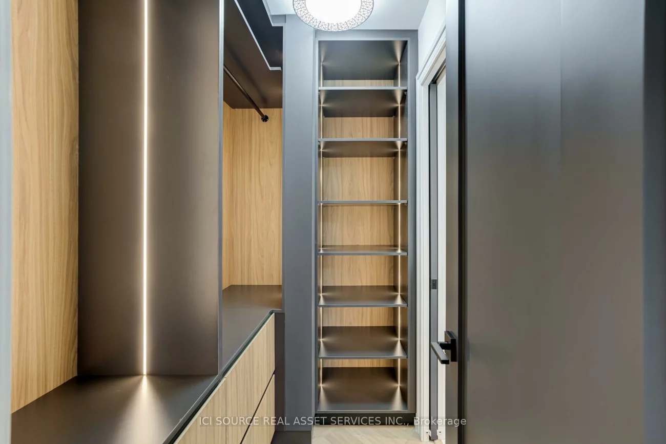 2175, Marine, 1001 - BR Bronte, Oakville