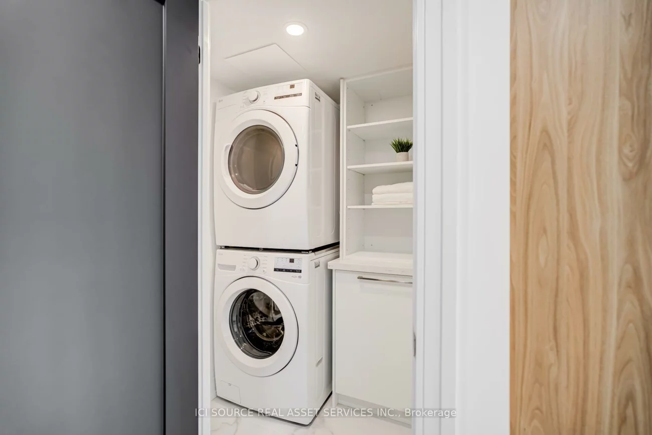 2175, Marine, 1001 - BR Bronte, Oakville