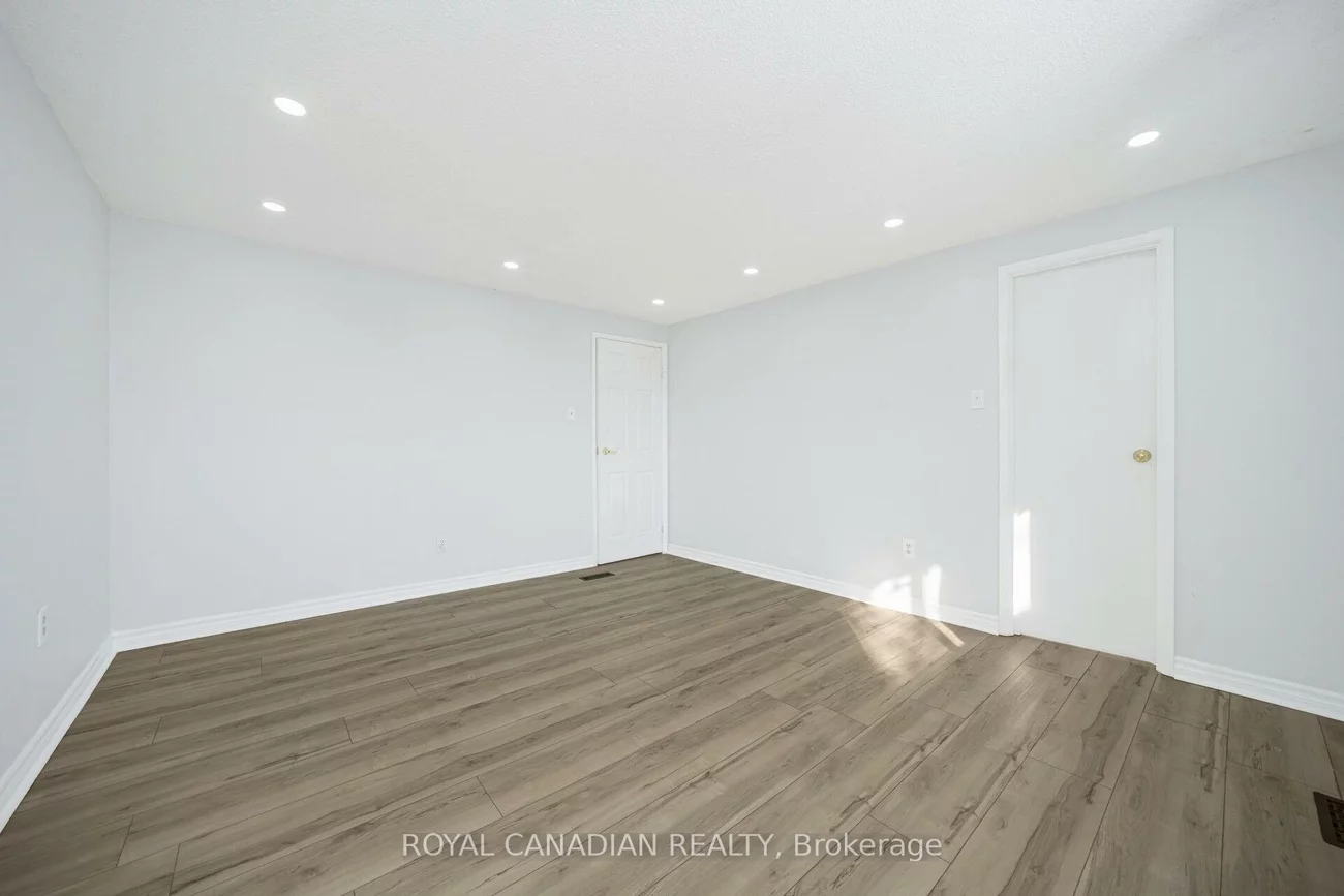 1538, Lancaster, 1005 - FA Falgarwood, Oakville