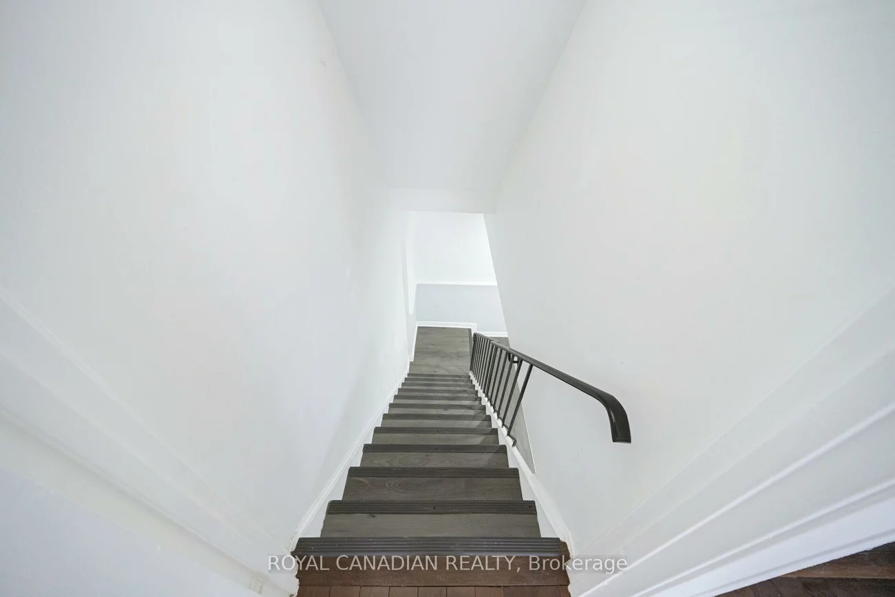 1538, Lancaster, 1005 - FA Falgarwood, Oakville