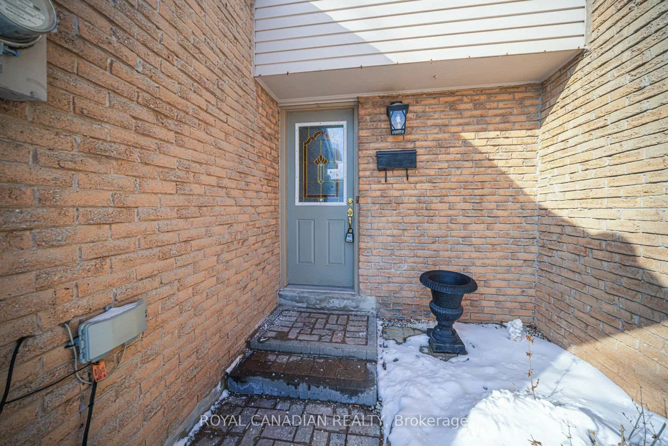 1538, Lancaster, 1005 - FA Falgarwood, Oakville