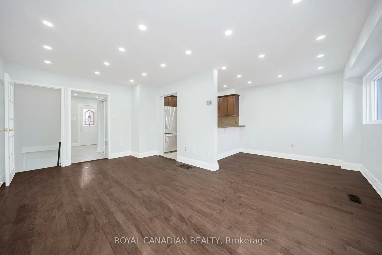 1538, Lancaster, 1005 - FA Falgarwood, Oakville