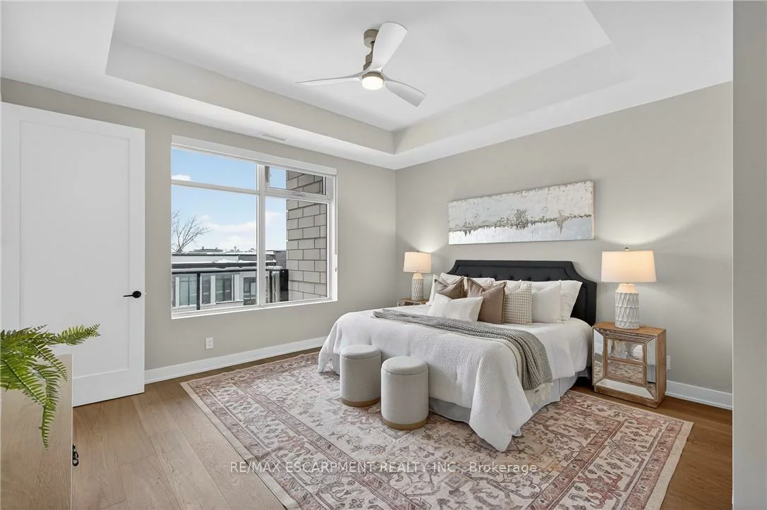 123, Maurice, 1002 - CO Central, Oakville