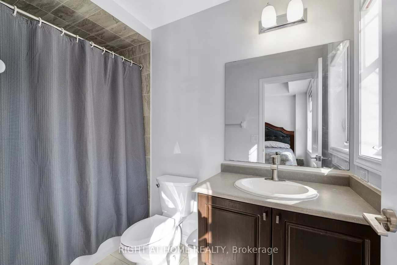 277, Gatwick, 1015 - RO River Oaks, Oakville