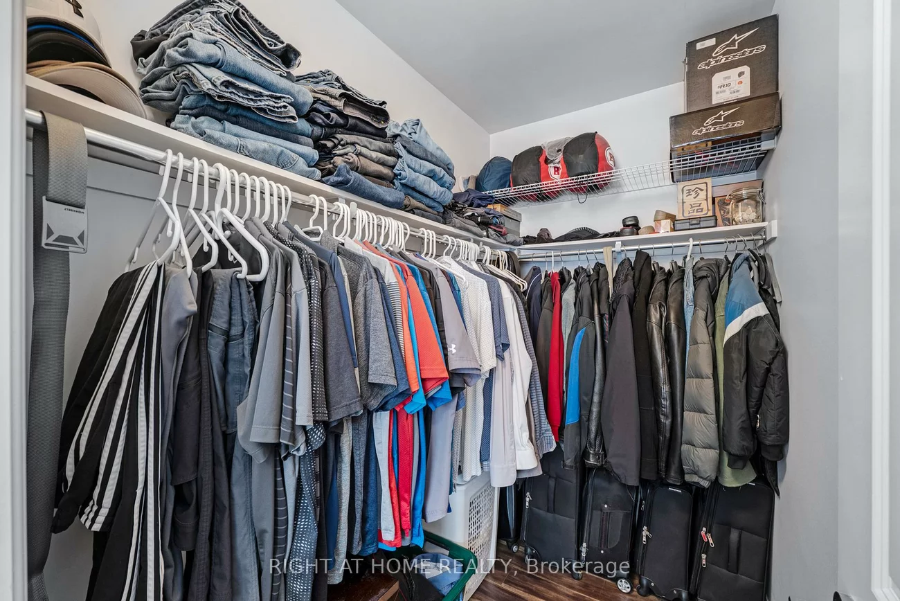 277, Gatwick, 1015 - RO River Oaks, Oakville