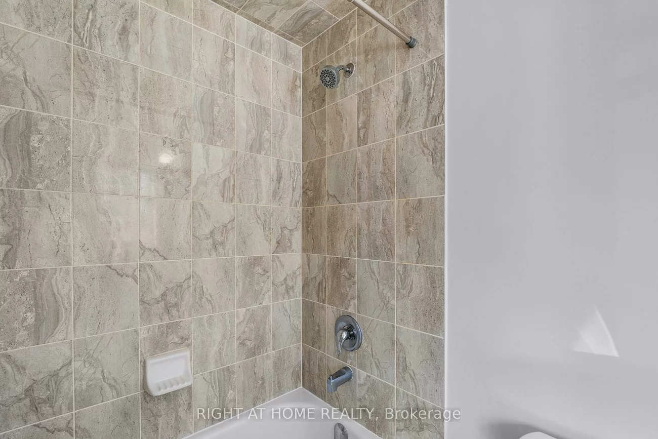 277, Gatwick, 1015 - RO River Oaks, Oakville