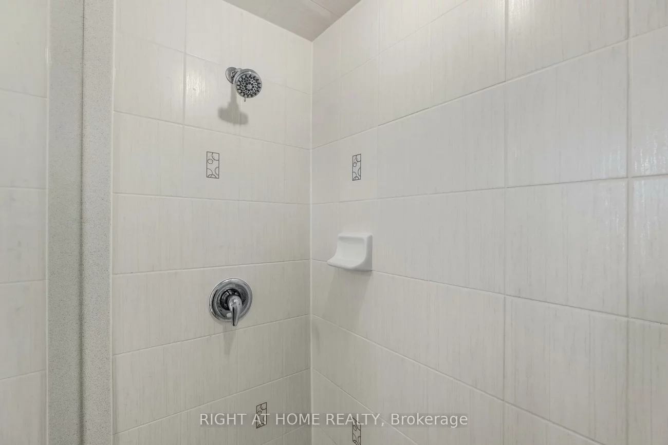 277, Gatwick, 1015 - RO River Oaks, Oakville