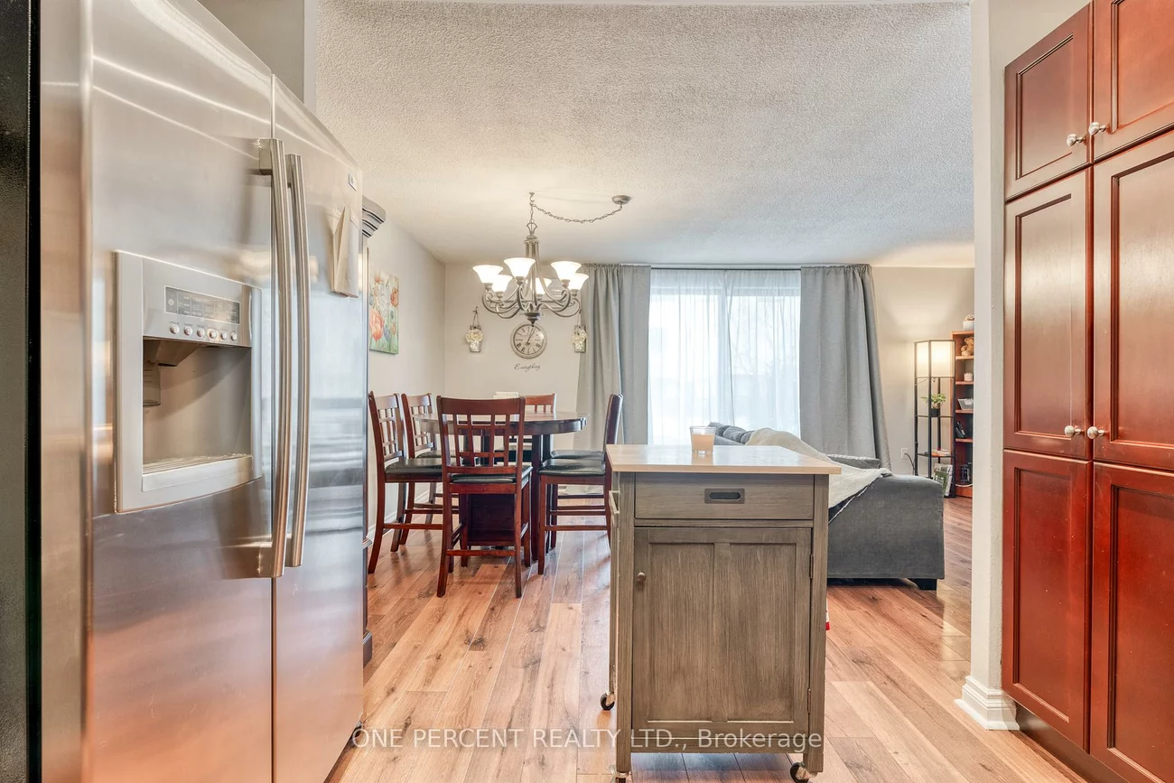 1036, Falgarwood, 1005 - FA Falgarwood, Oakville