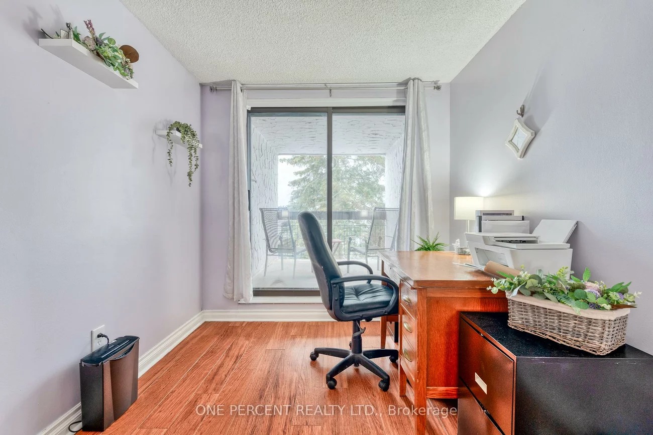 1036, Falgarwood, 1005 - FA Falgarwood, Oakville