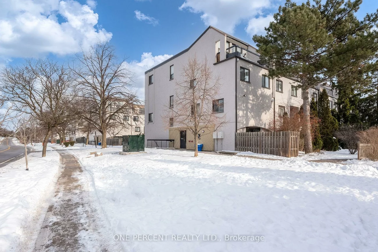 1036, Falgarwood, 1005 - FA Falgarwood, Oakville