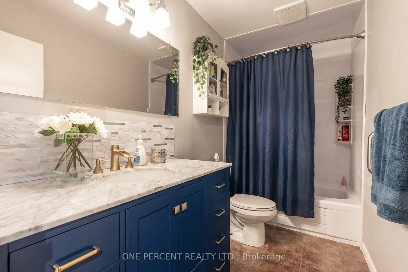 1036, Falgarwood, 1005 - FA Falgarwood, Oakville