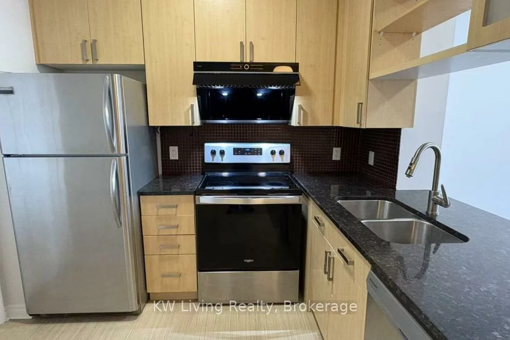 2365, Central Park, 1015 - RO River Oaks, Oakville