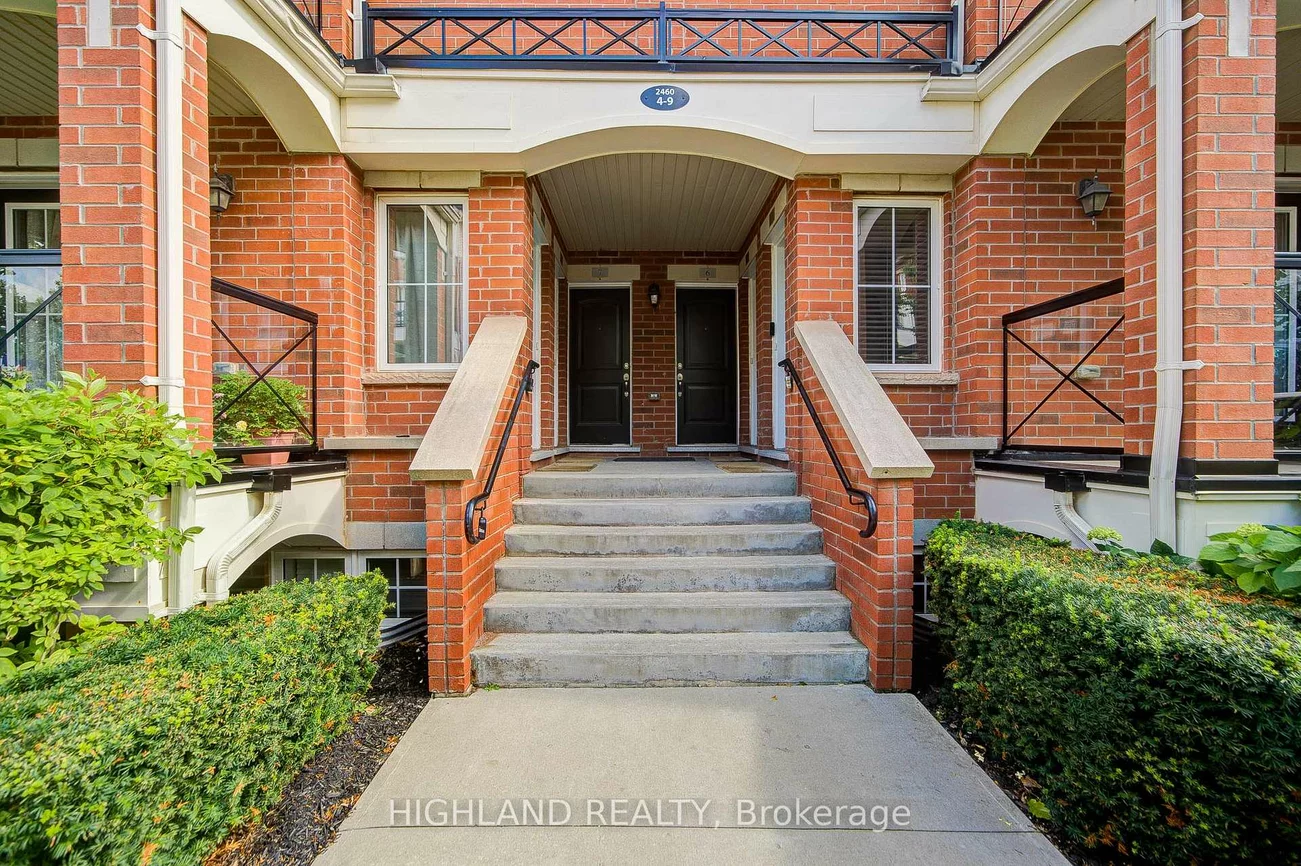 2460, Post, 1015 - RO River Oaks, Oakville