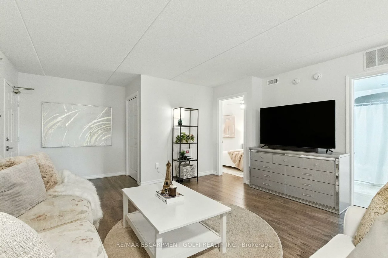 1490, Bishops, 1007 - GA Glen Abbey, Oakville