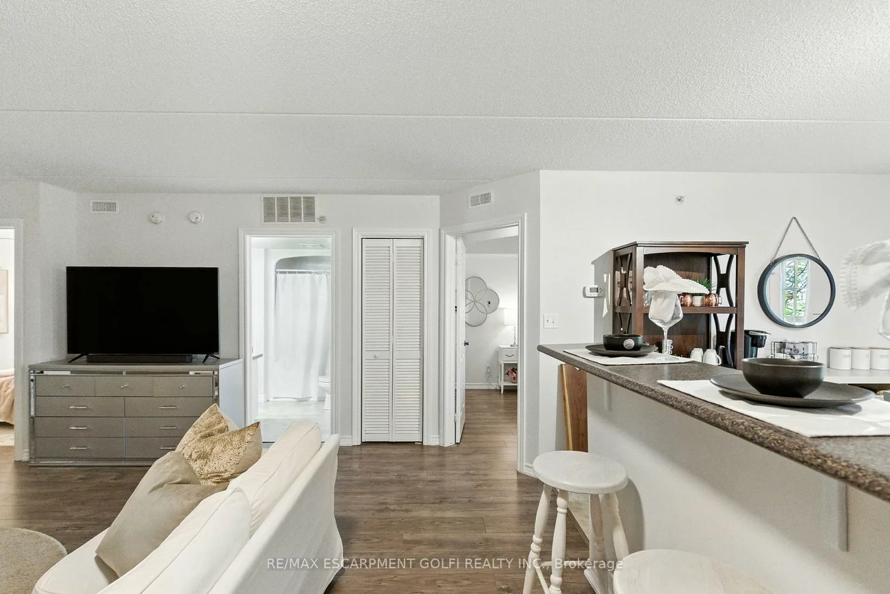 1490, Bishops, 1007 - GA Glen Abbey, Oakville