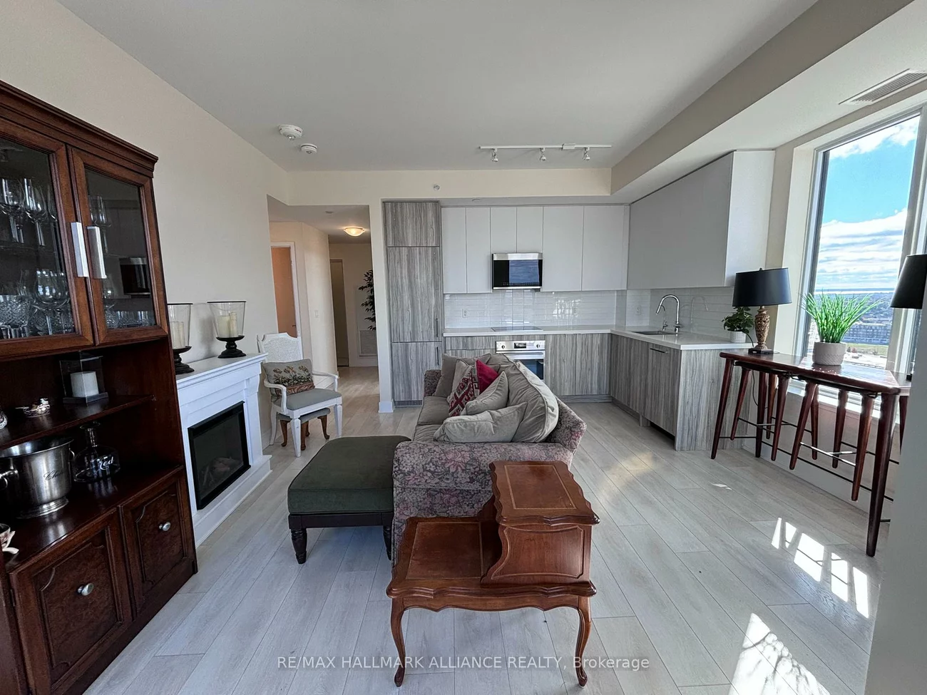 297, Oak Walk, 1015 - RO River Oaks, Oakville