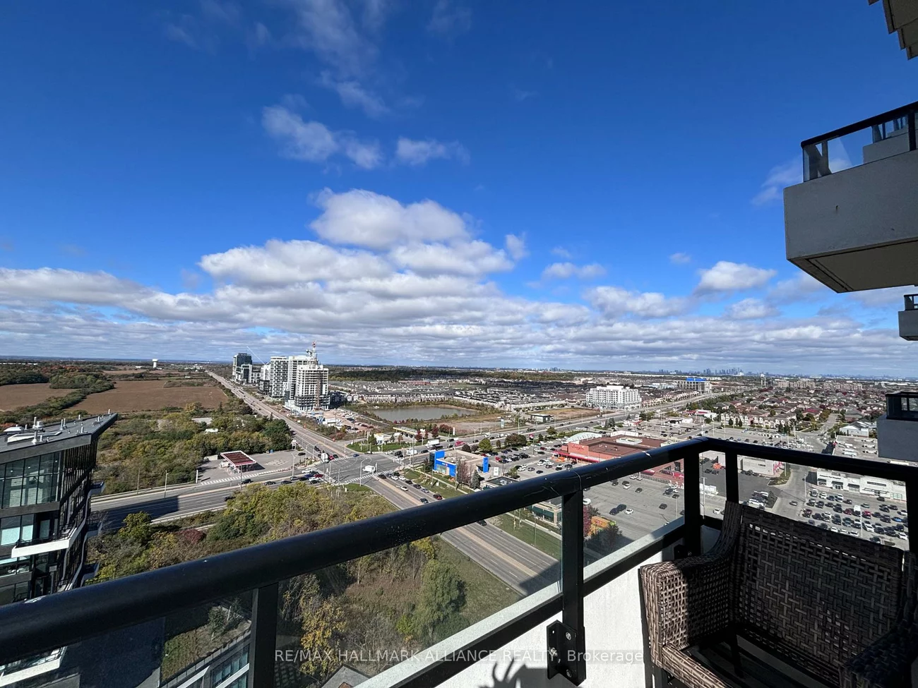 297, Oak Walk, 1015 - RO River Oaks, Oakville