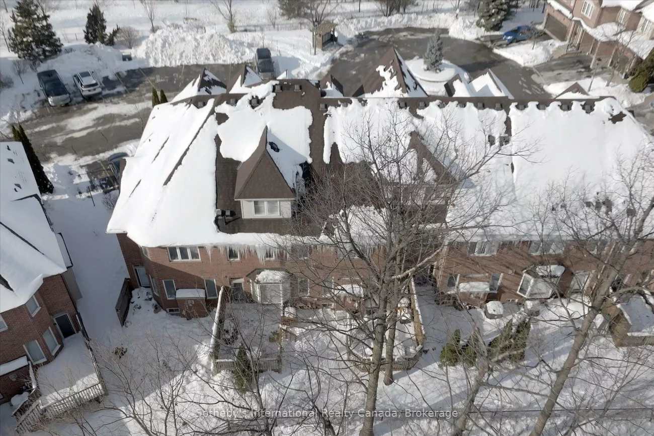 300, Ravineview, 1018 - WC Wedgewood Creek, Oakville