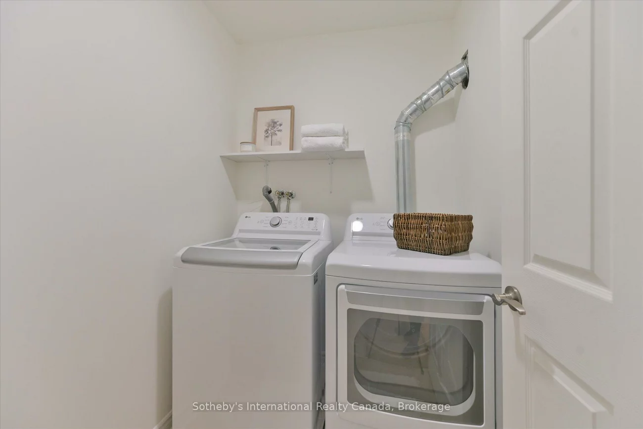 300, Ravineview, 1018 - WC Wedgewood Creek, Oakville