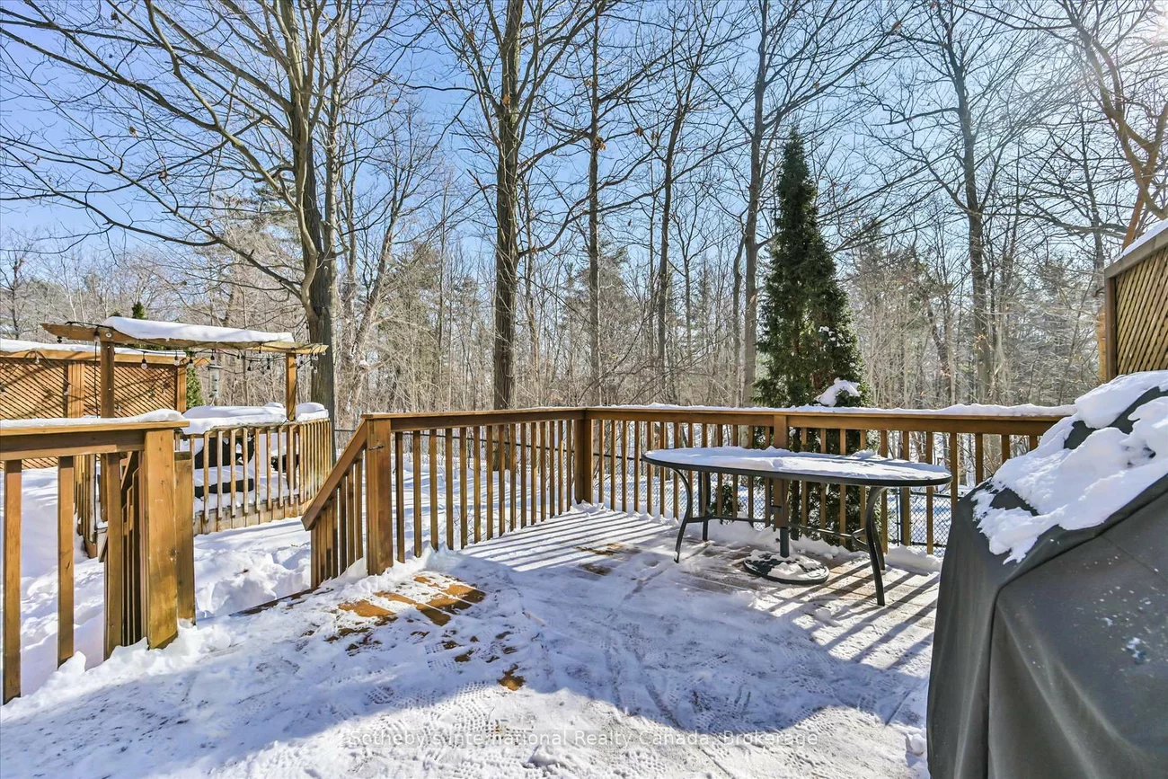 300, Ravineview, 1018 - WC Wedgewood Creek, Oakville