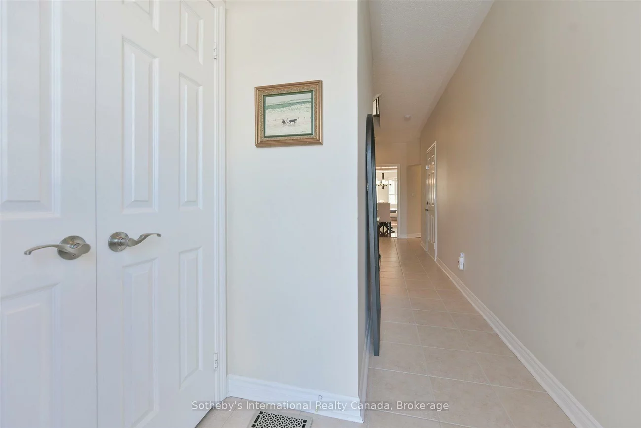 300, Ravineview, 1018 - WC Wedgewood Creek, Oakville