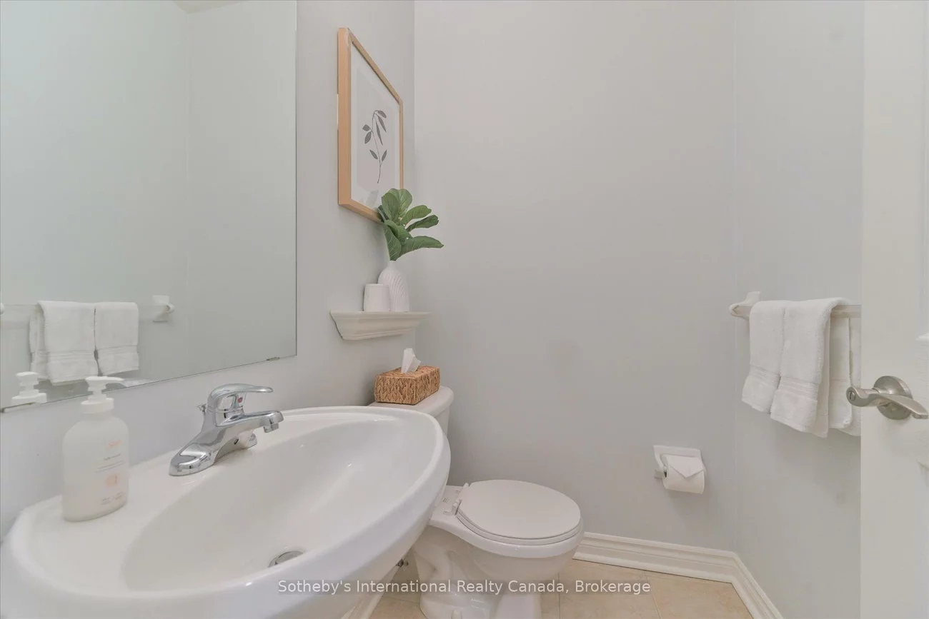 300, Ravineview, 1018 - WC Wedgewood Creek, Oakville