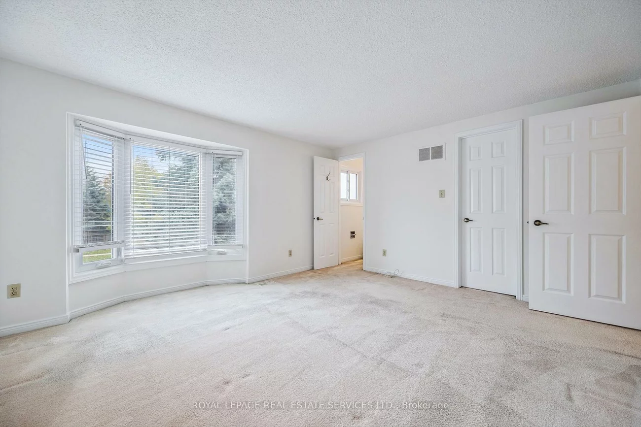 1241, McCraney, 1003 - CP College Park, Oakville