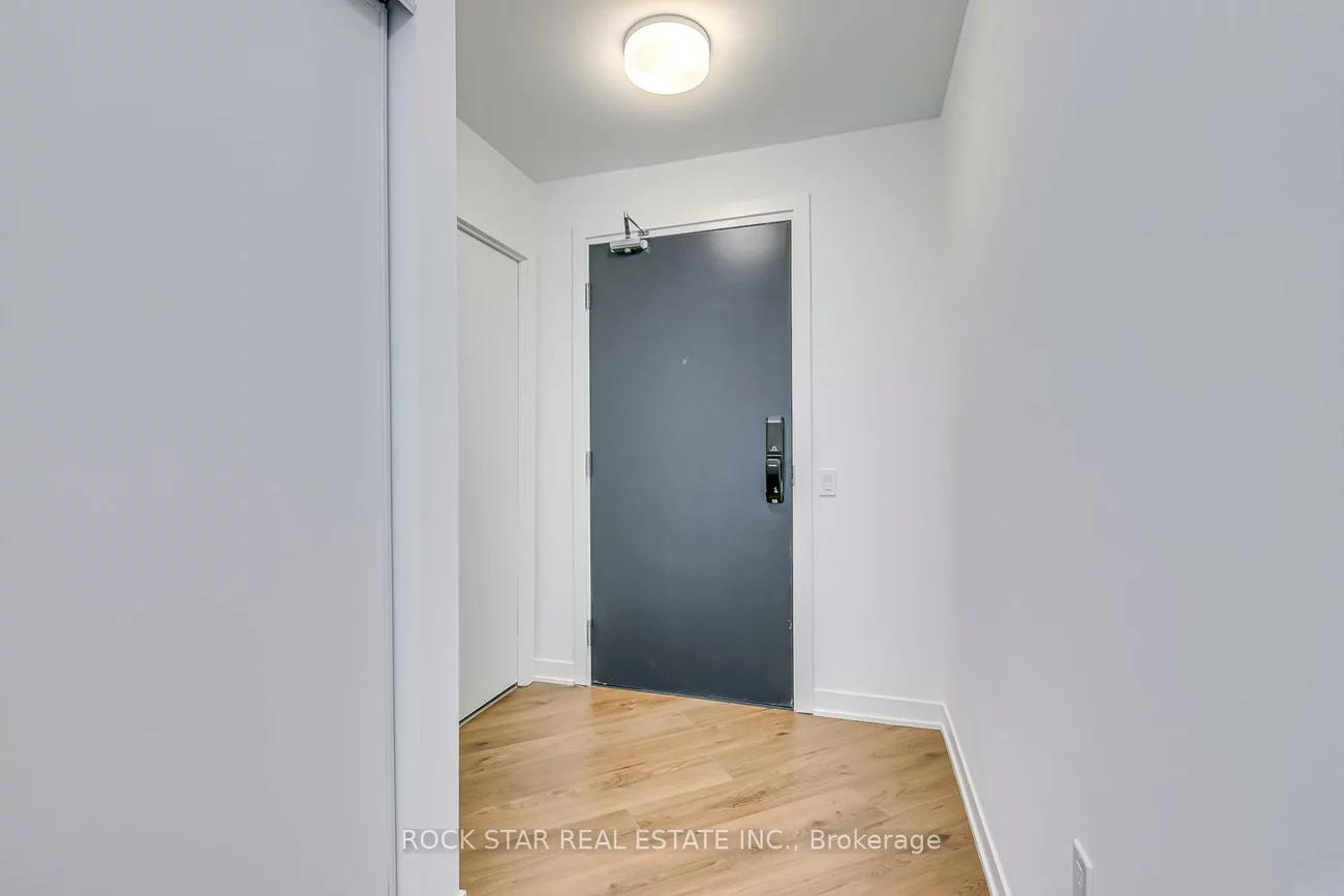 395, Dundas, 1008 - GO Glenorchy, Oakville