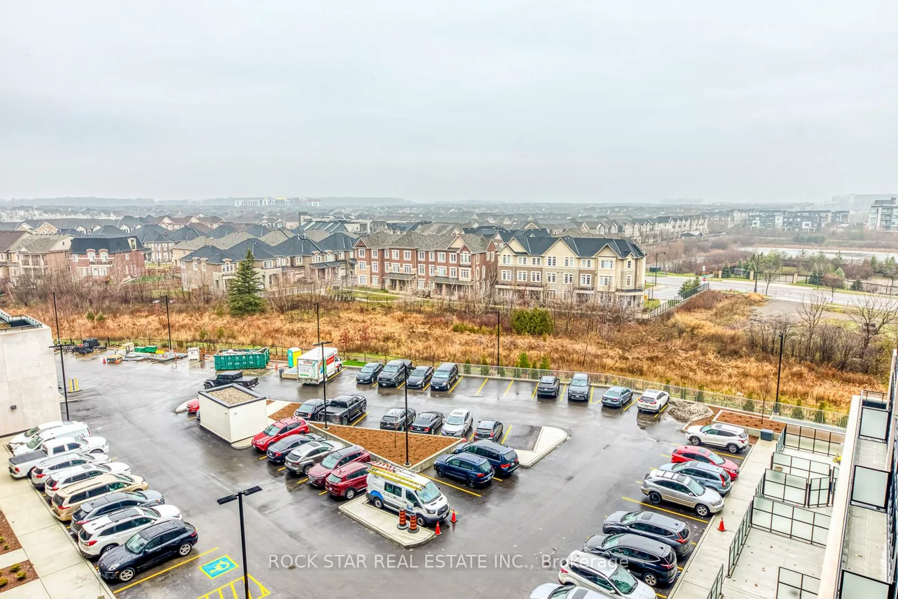 395, Dundas, 1008 - GO Glenorchy, Oakville