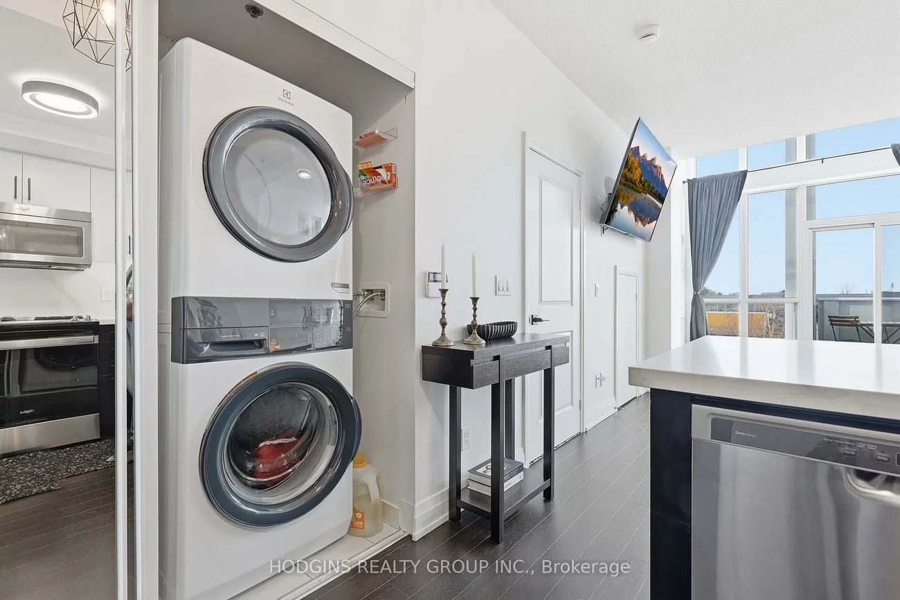 65, Speers, 1002 - CO Central, Oakville