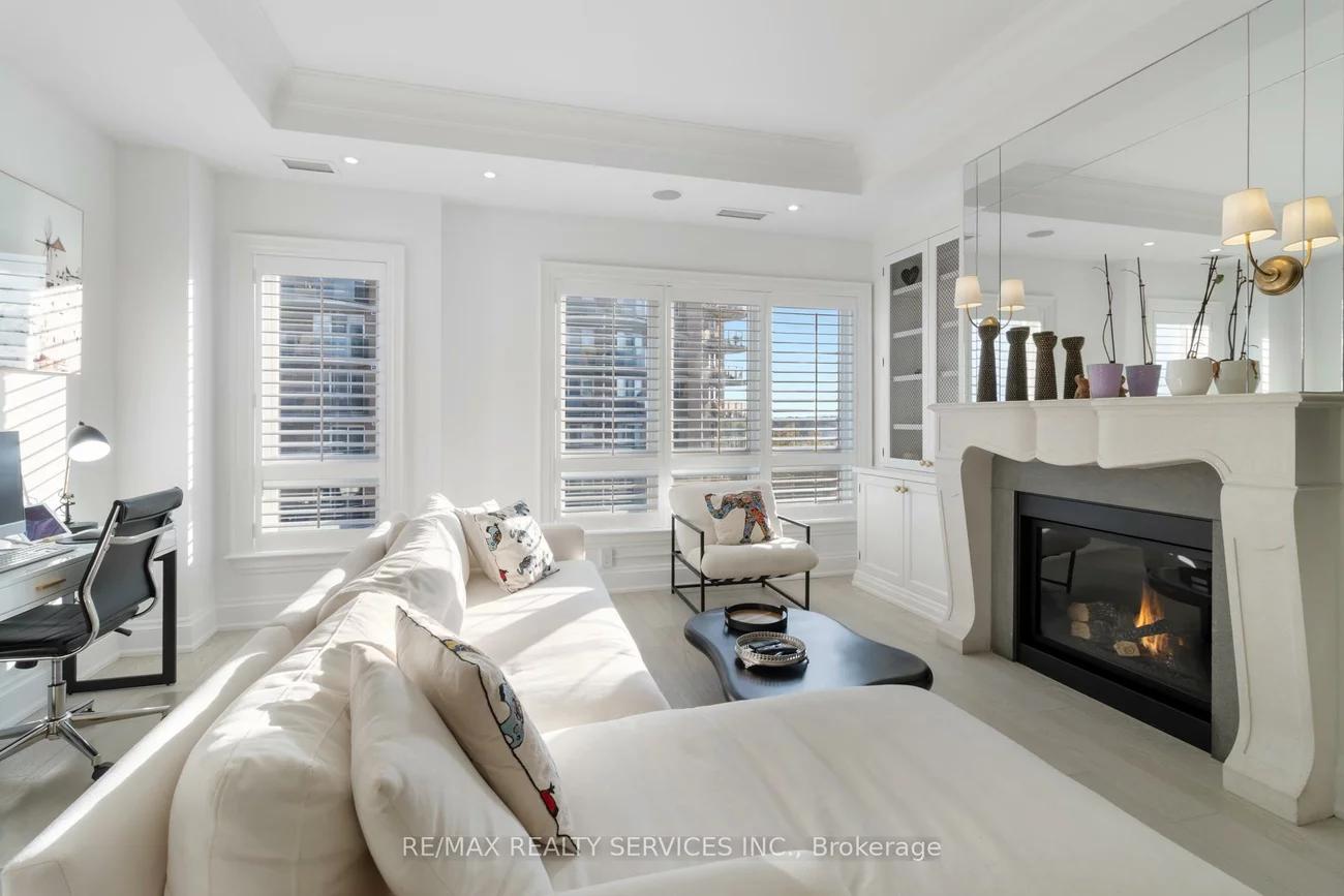 111, Forsythe, 1002 - CO Central, Oakville