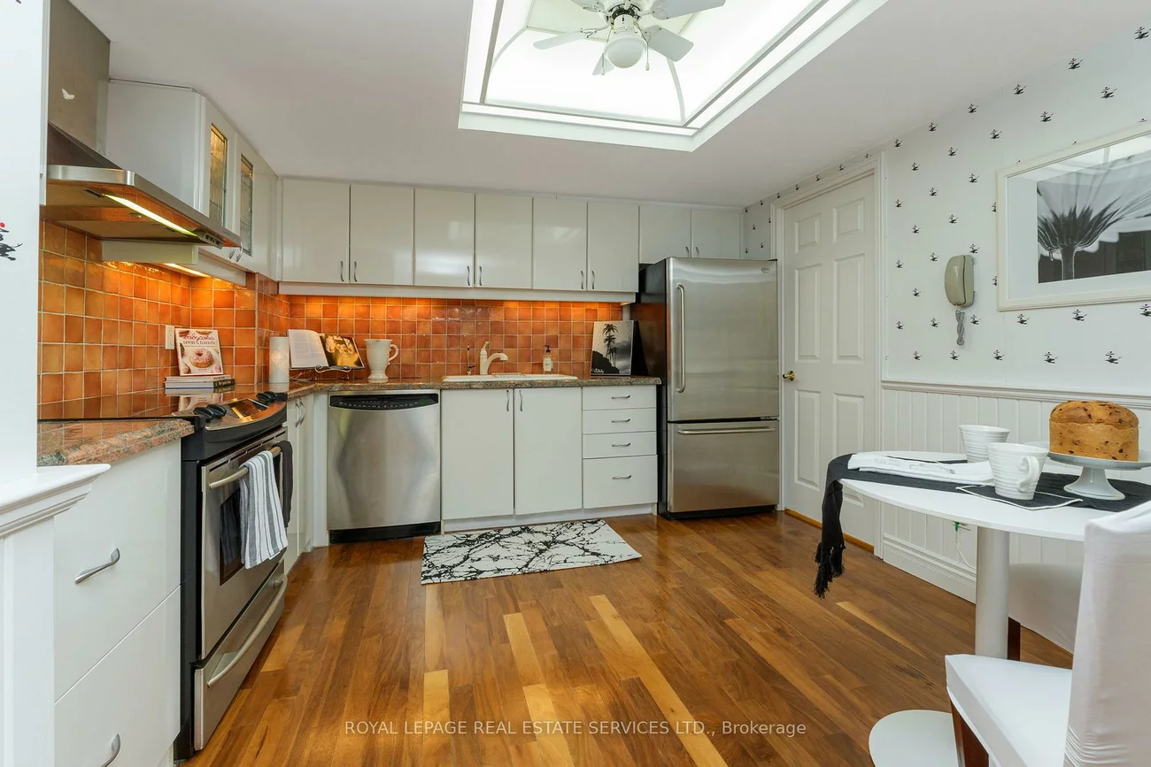 1240, Marlborough, 1003 - CP College Park, Oakville